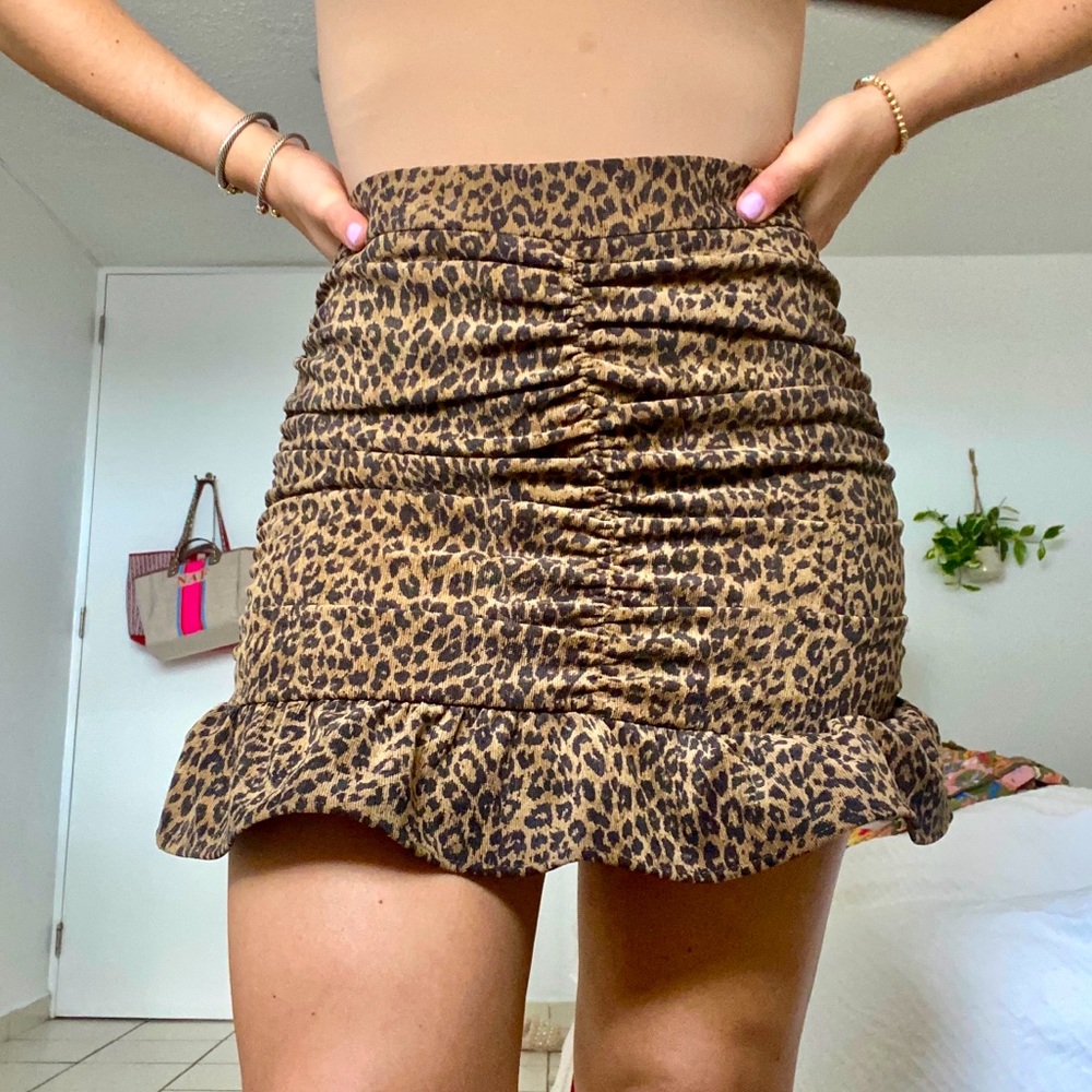 NEW animal print Zara skirt🖤